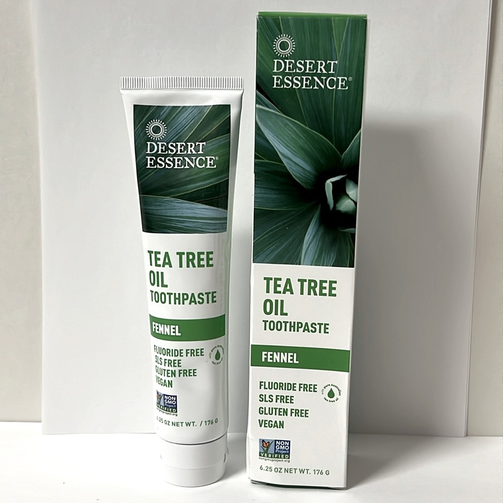 Desert Essence Toothpaste Tea Tree Oil lot of 2